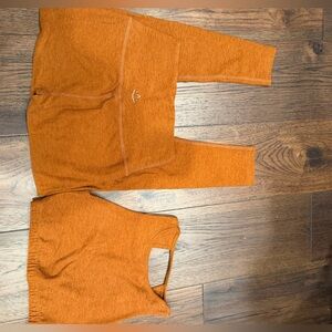 Beyond Yoga Spacedye Pants and Bra Worn Once Size Small